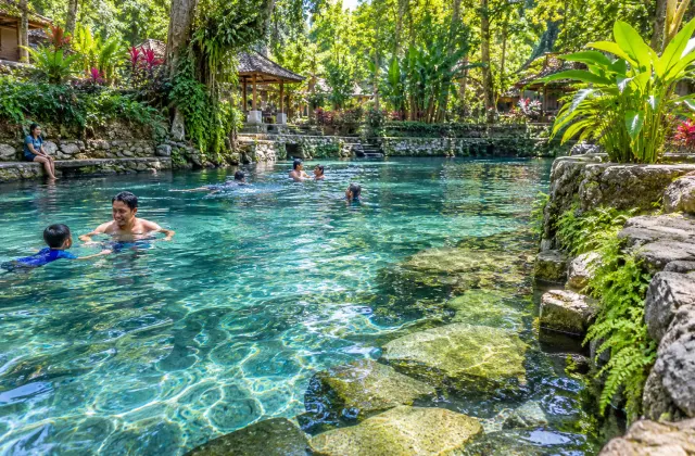 Menjelajahi Umbul Kroman, Hidden Gem Mata Air Alami di Jatinom Klaten